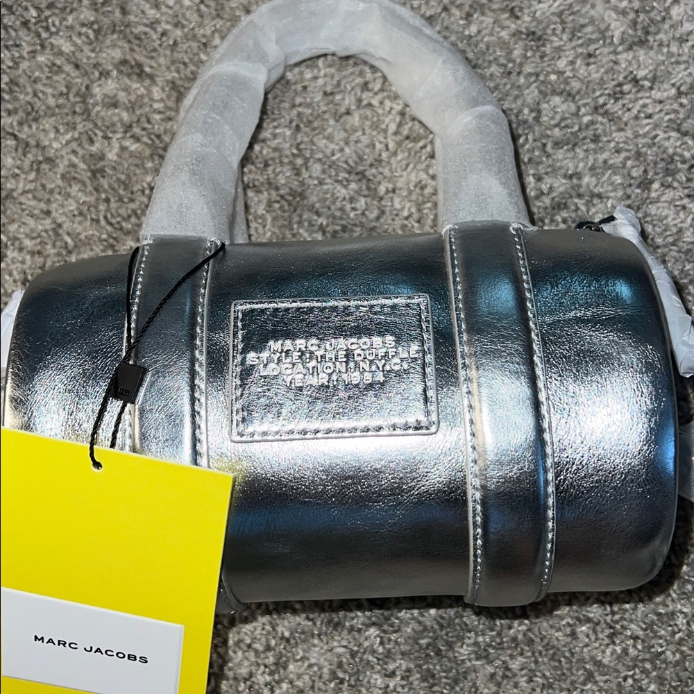 MARC JACOBS MINI DUFFLE - Picture 14 of 16